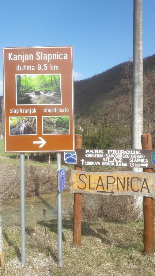 Mobile Home Slapnica U Parku Prirode Zumberak Krasic Eksteriør bilde